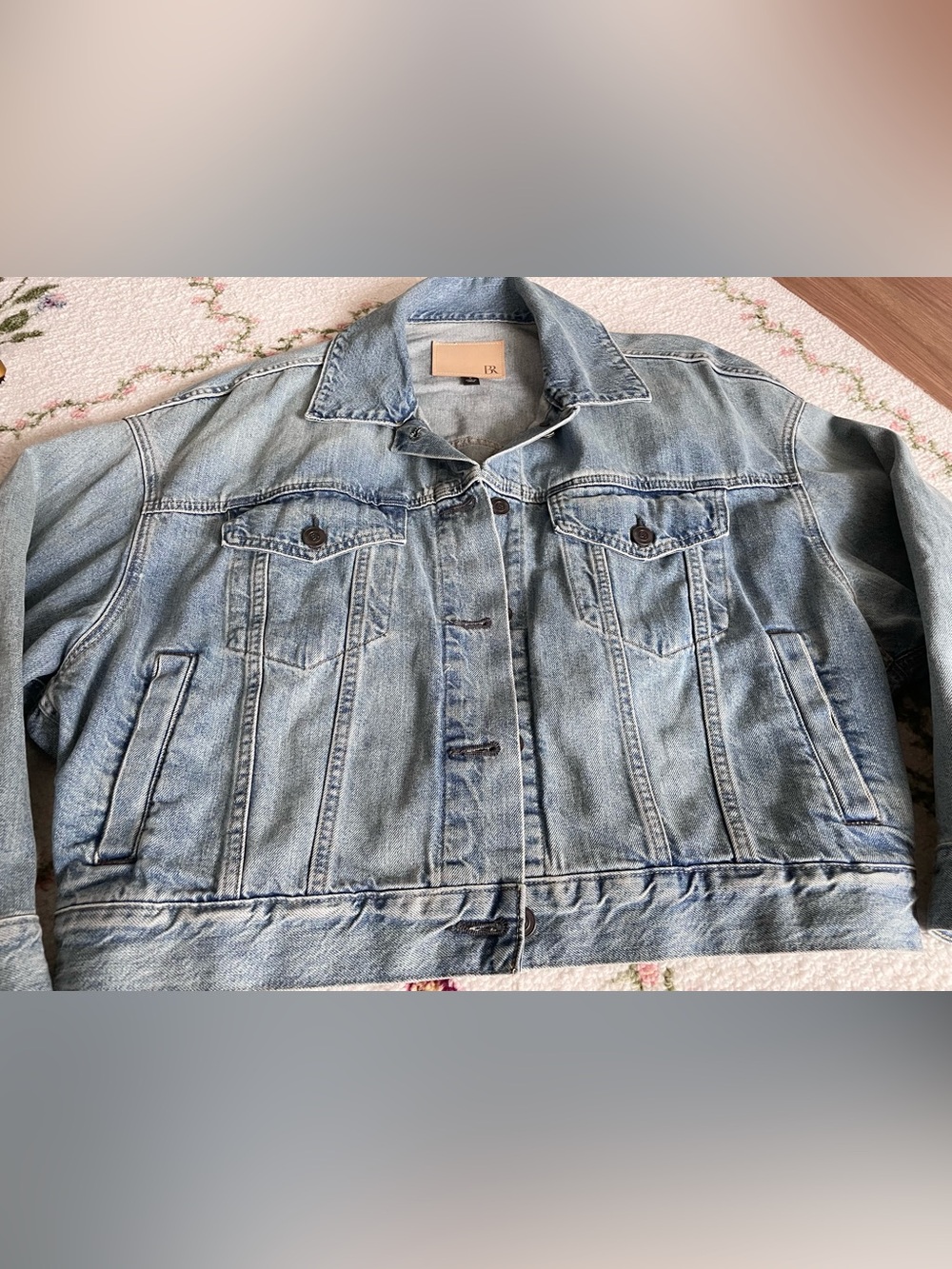 Banana Republic Trucker Jacket - Picture 6 of 14